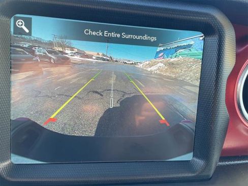 Certified 2023 Jeep Gladiator Rubicon w/ Cold Weather Group image 21