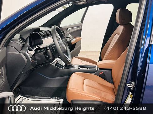 Certified 2025 Audi Q3 2.0T Premium Plus w/ Premium Plus Package AWD/4WD image 12