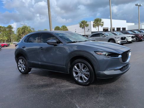 Used 2021 MAZDA CX-30 FWD 2.5 S w/ Premium Package image 2