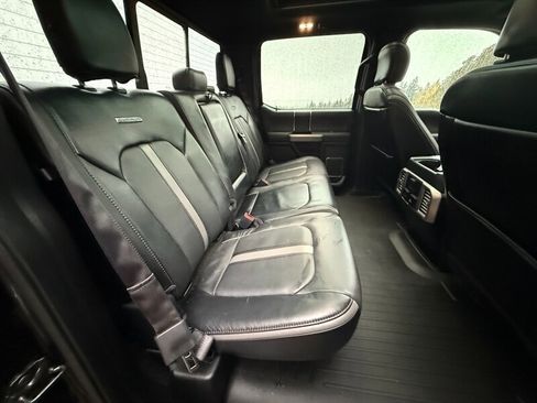 Used 2018 Ford F150 Platinum w/ Equipment Group 701A Luxury image 12