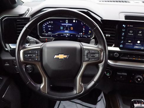 Certified 2022 Chevrolet Silverado 1500 High Country w/ High Country Premium Package image 9