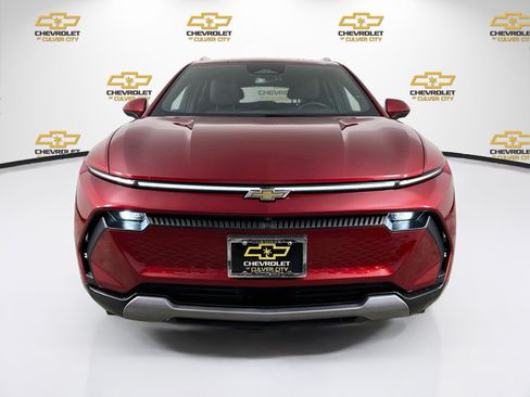 Used 2025 Chevrolet Equinox EV LT w/ Convenience Package FWD image 2