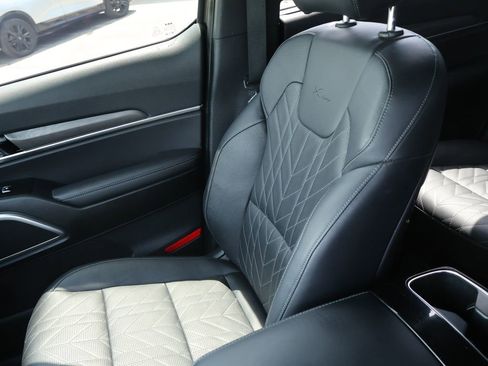 Used 2023 Kia Telluride EX X-Line AWD/4WD image 26