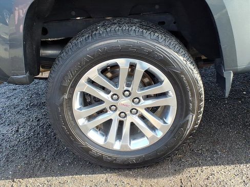 Used 2015 GMC Canyon SLT image 8