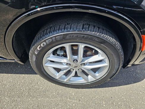 Used 2023 Dodge Durango GT image 11