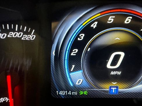 Used 2017 Chevrolet Corvette Z06 image 14