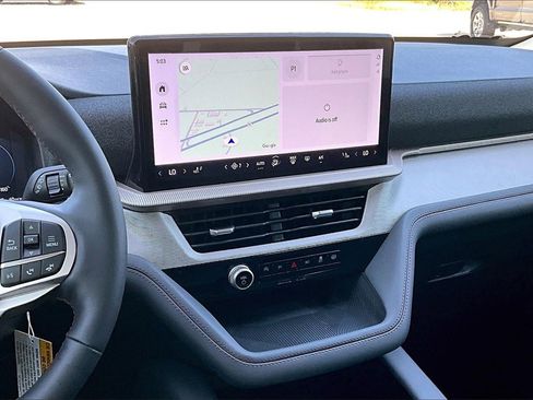 New 2025 Ford Explorer Active image 6