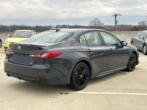 Certified 2025 Toyota Camry SE image 4