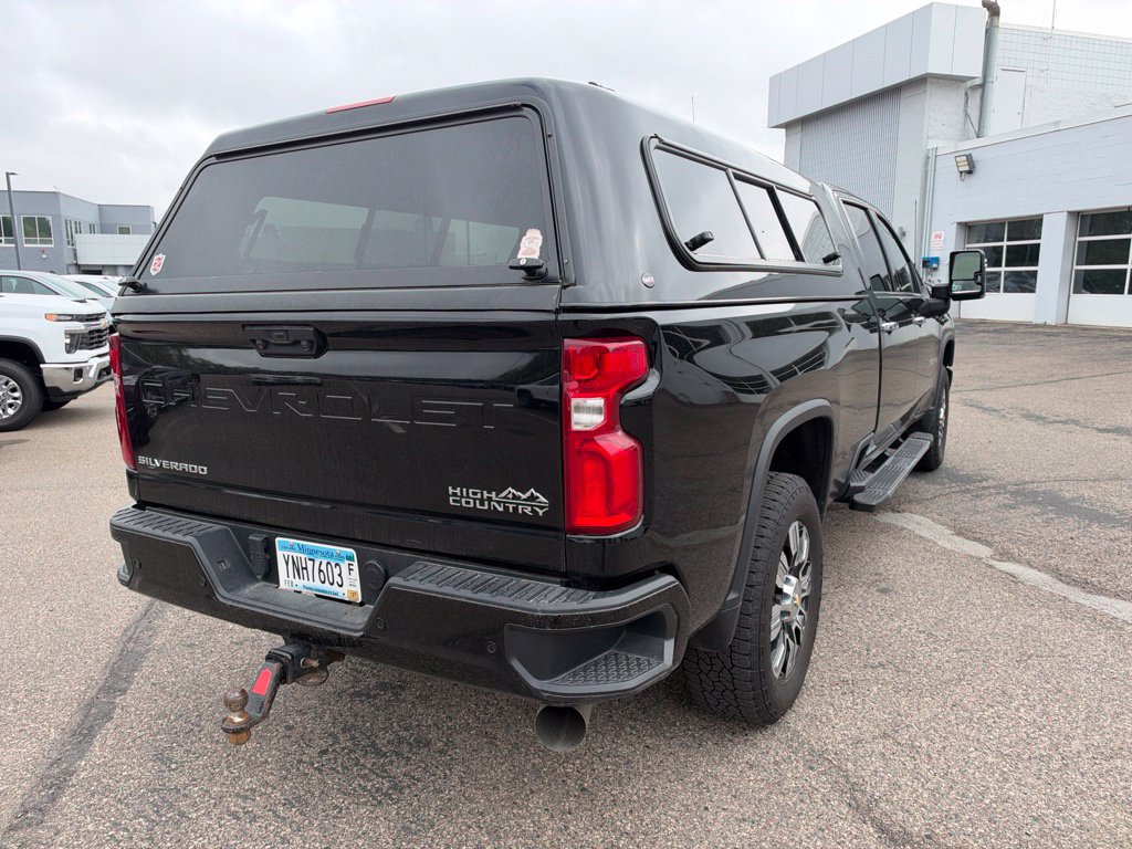 Used 2022 Chevrolet Silverado 3500 High Country w/ Safety Package II AWD/4WD image 7