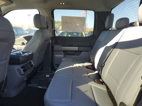 New 2025 Ford F150 Lightning Flash image 25