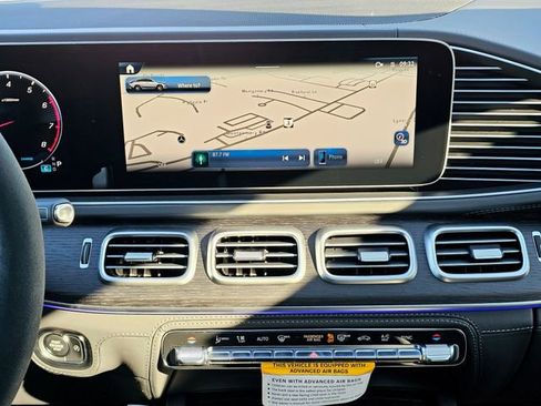 New 2026 Mercedes-Benz GLE 53 AMG 4MATIC Coupe image 36