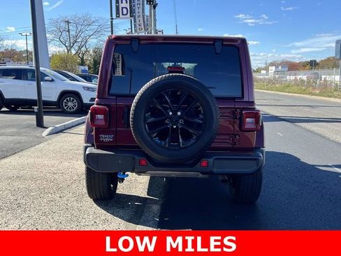 Used 2022 Jeep Wrangler Unlimited Sahara w/ Cold Weather Group image 6
