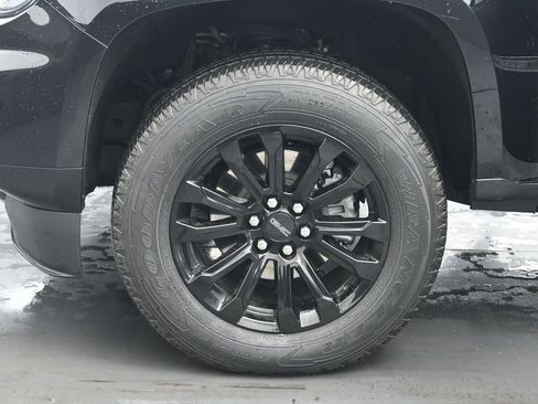 Used 2022 GMC Canyon Elevation image 33