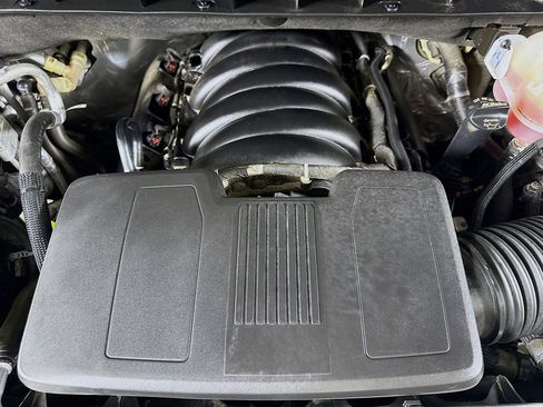 Used 2024 Chevrolet Tahoe Premier image 39