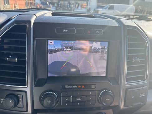 Used 2019 Ford F150 XLT w/ Equipment Group 302A Luxury image 10