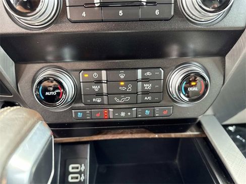 Used 2019 Ford F150 Limited w/ Trailer Tow Package image 22