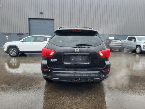 Used 2020 Nissan Pathfinder SL image 4