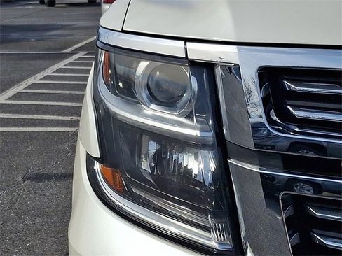 Used 2015 Chevrolet Tahoe LTZ image 9