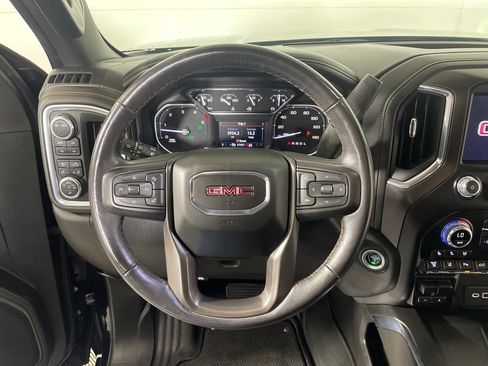 Used 2022 GMC Sierra 2500 AT4 w/ AT4 Preferred Package image 12