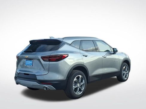 New 2026 Chevrolet Blazer LT w/ Convenience Package FWD image 3