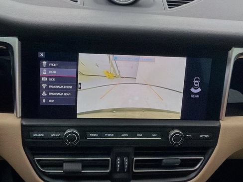 Certified 2021 Porsche Macan S w/ Premium Package Plus AWD/4WD image 20