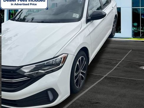 Used 2024 Volkswagen Jetta Sport FWD image 1