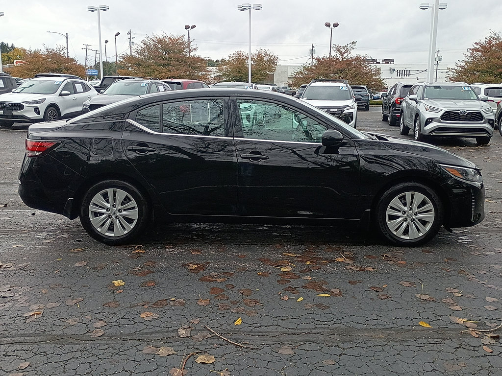 Used 2025 Nissan Sentra S w/ Trunk Package FWD image 2