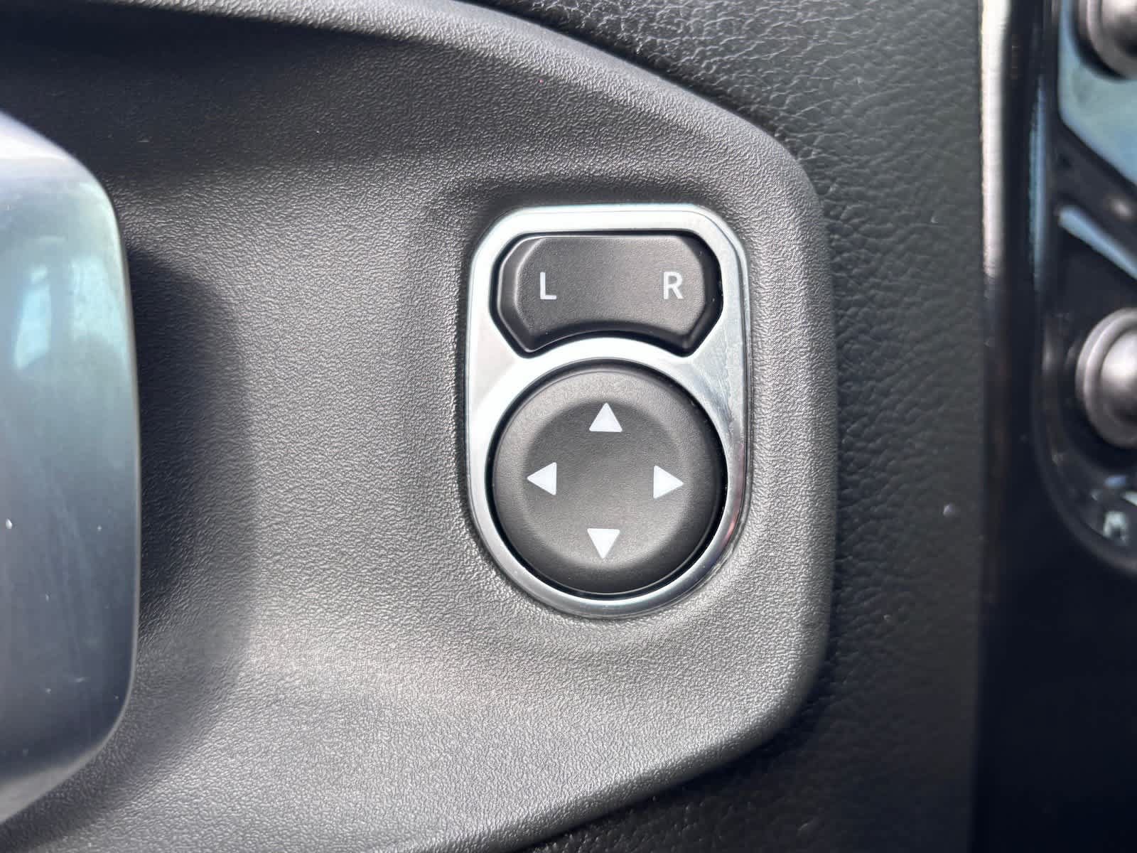 Used 2023 Jeep Wrangler Unlimited Sport AWD/4WD image 22