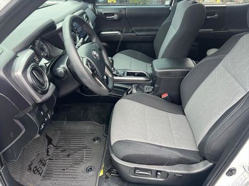 Certified 2023 Toyota Tacoma TRD Off-Road w/ Technology Package image 13