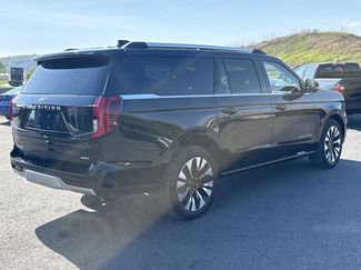 Used 2025 Ford Expedition Max Platinum w/ Driver's Package AWD/4WD video 3