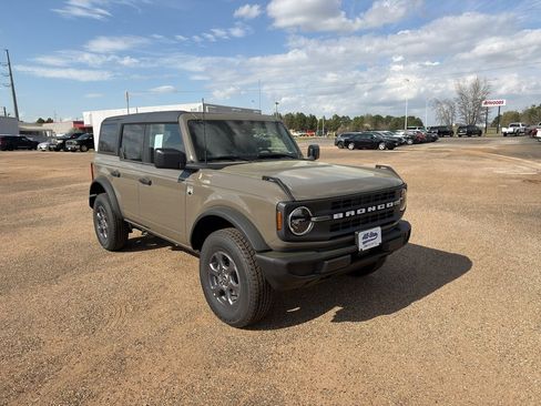 New 2026 Ford Bronco Big Bend image 14