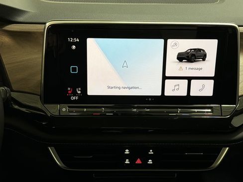 New 2026 Volkswagen Atlas SE image 32