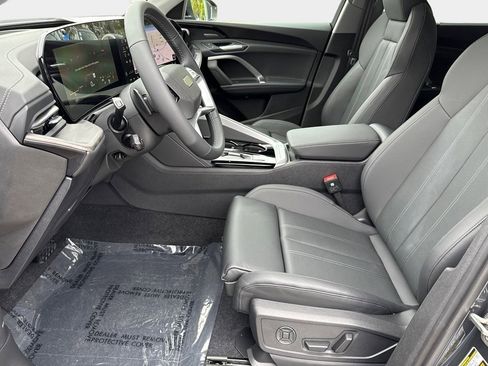 Certified 2025 Audi Q5 Premium Plus w/ Premium Plus image 16