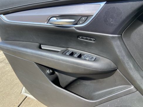 Used 2017 Cadillac XT5 Luxury w/ LPO, Wheel Lock Package FWD image 52