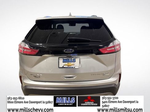 Used 2019 Ford Edge Titanium image 6