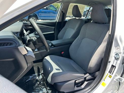 Used 2025 Toyota Camry LE FWD image 19