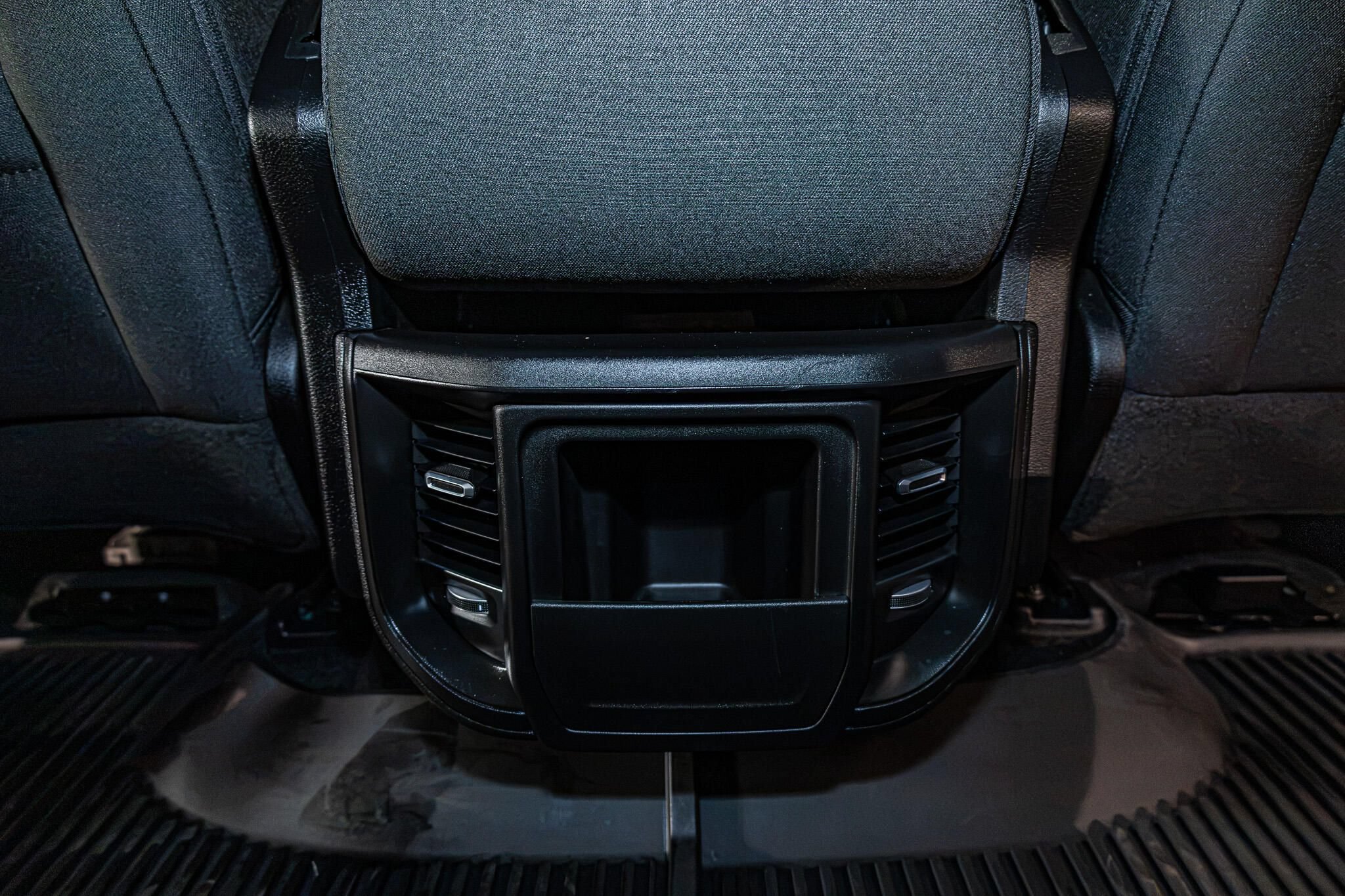 Used 2025 RAM 1500 Warlock AWD/4WD image 24