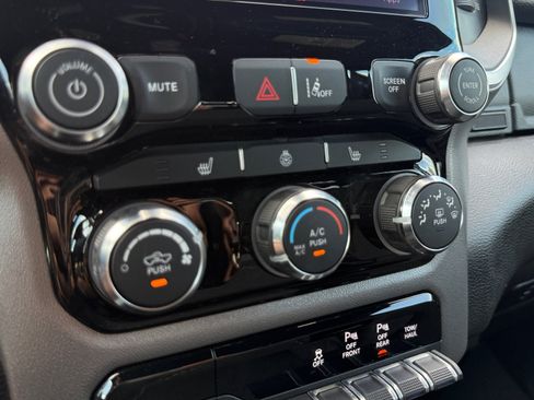 Used 2025 RAM 1500 Big Horn AWD/4WD image 22