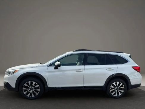 Used 2017 Subaru Outback 2.5i Limited image 2