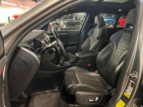 Used 2021 BMW X4 M AWD/4WD image 9