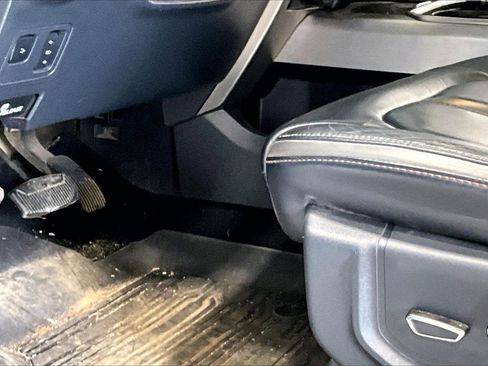 Used 2022 Ford F350 Platinum image 22