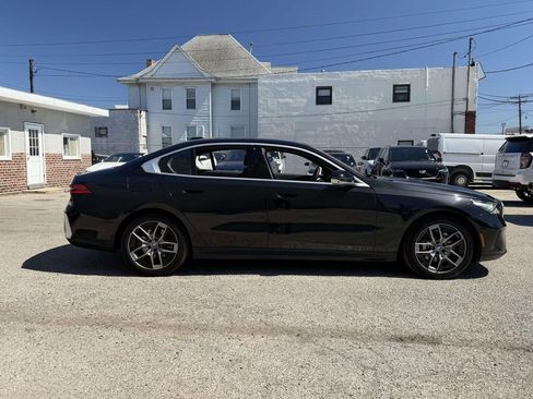 Used 2026 BMW 530i xDrive AWD/4WD image 8