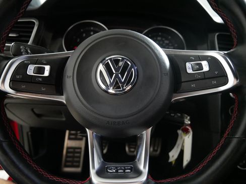 Used 2015 Volkswagen GTI S FWD image 25