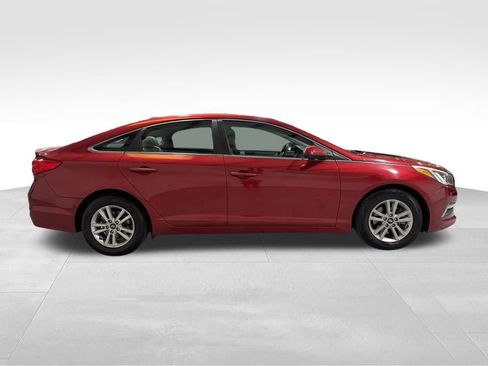 Used 2015 Hyundai Sonata SE image 5