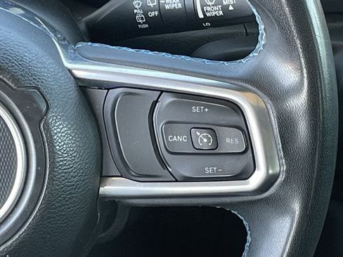 Used 2023 Jeep Wrangler Unlimited Rubicon 4xe AWD/4WD image 14