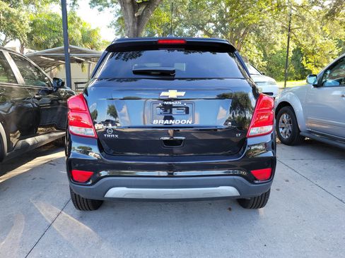 Used 2020 Chevrolet Trax LT w/ Driver Confidence Package FWD image 7