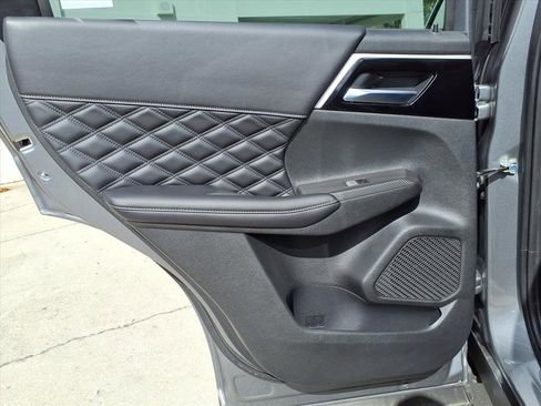 Used 2022 Mitsubishi Outlander SEL image 17