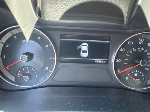 Used 2022 Kia Forte GT-Line w/ GT-Line Premium Package FWD image 11