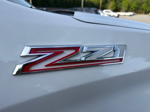 Used 2022 Chevrolet Silverado 1500 LTZ w/ LTZ Premium Package image 17