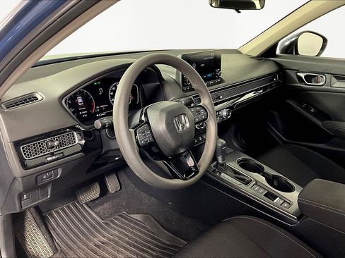 Used 2025 Honda Civic LX image 17
